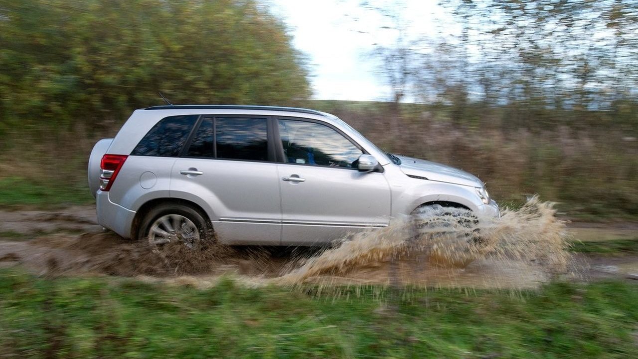 Пять старых японских внедорожников с проблемным полным приводом