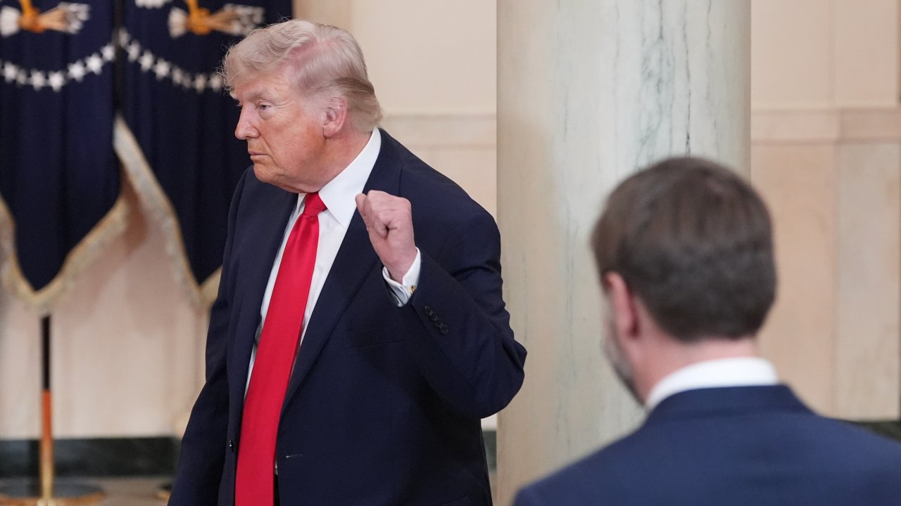 Экотерроризм исходит из Белого дома