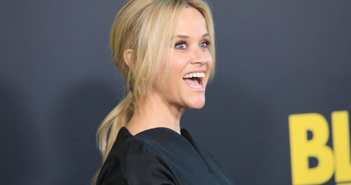 Риз Уизерспун провела каникулы со своим другом Оливером Харманом