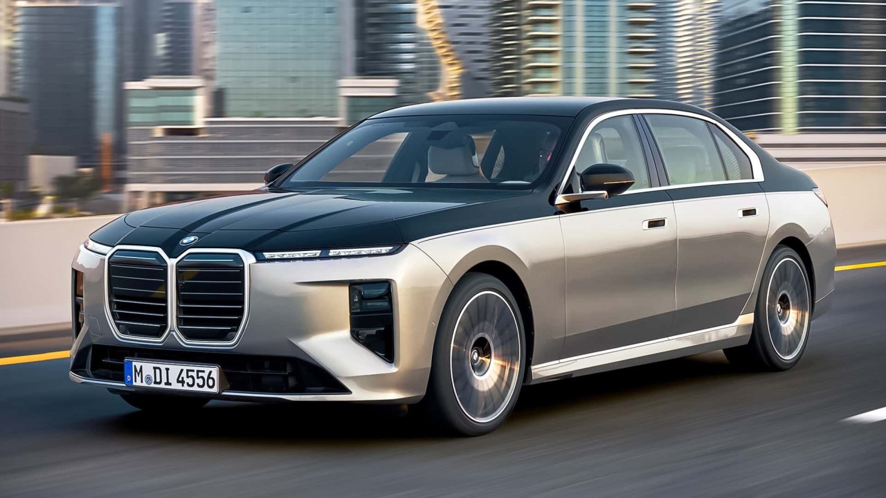 BMW 7-й серии претерпел самый масштабный рестайлинг в истории