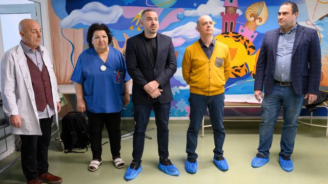 Детская хирургия в Пловдиве теперь будет лечить с помощью инновационного оборудования для малоинвазивных операций.