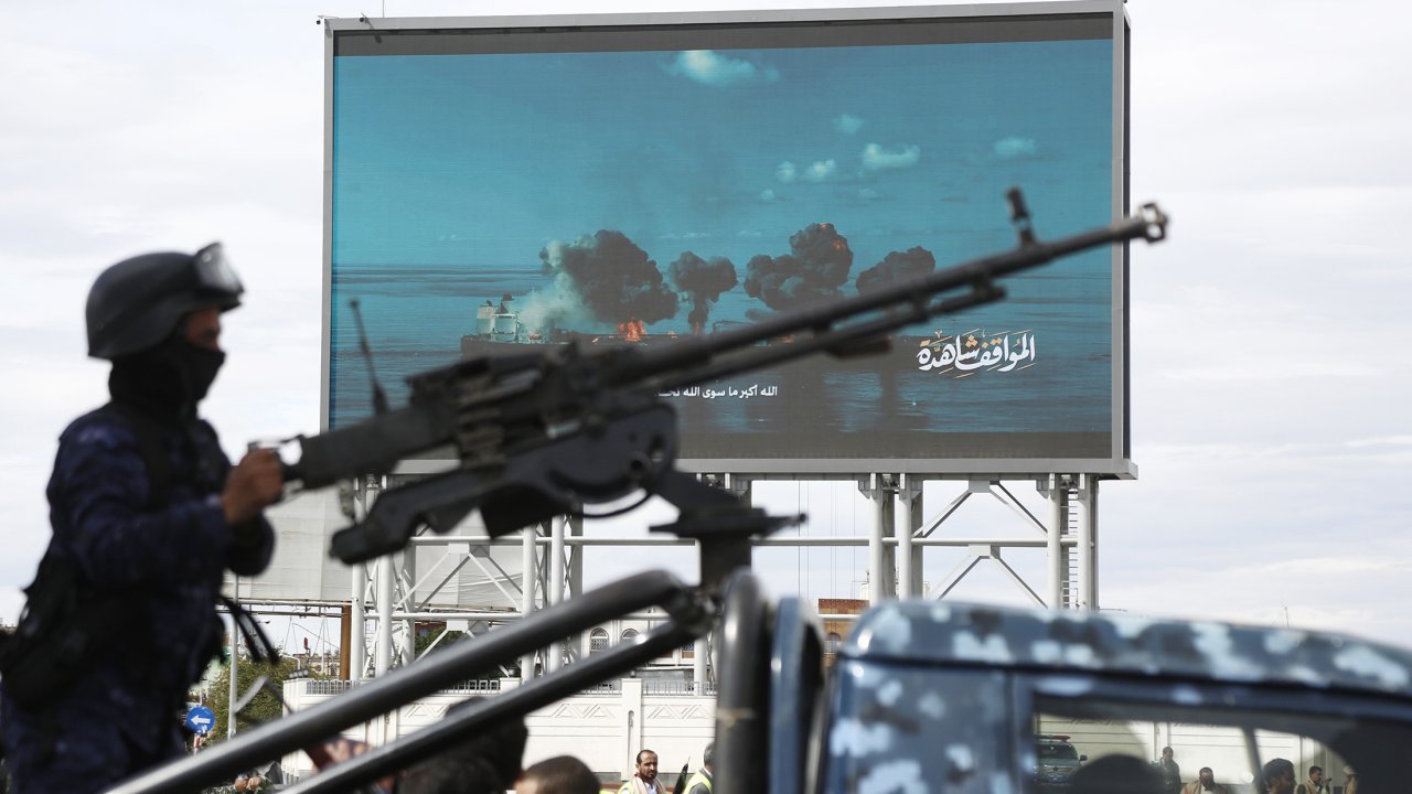 Иран подталкивает хуситов к атаке в Красном море