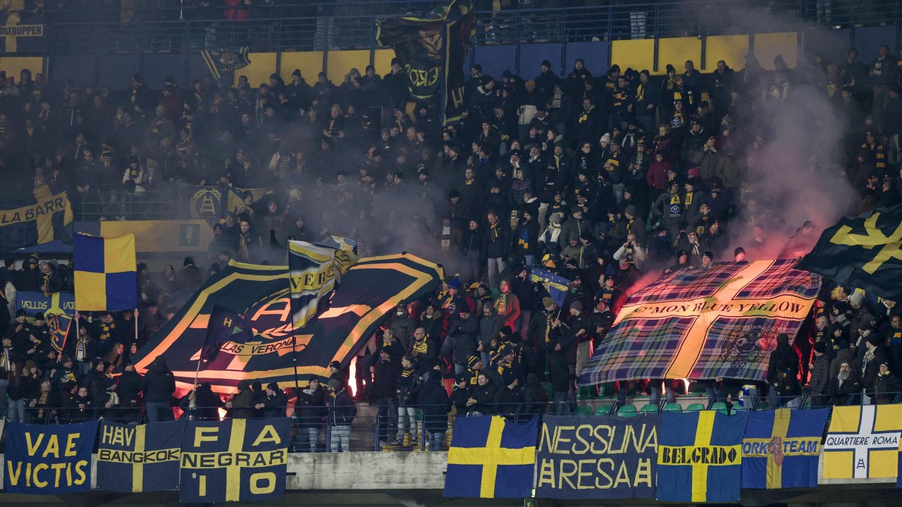 Матчи по ТВ сегодня, 19 апреля.