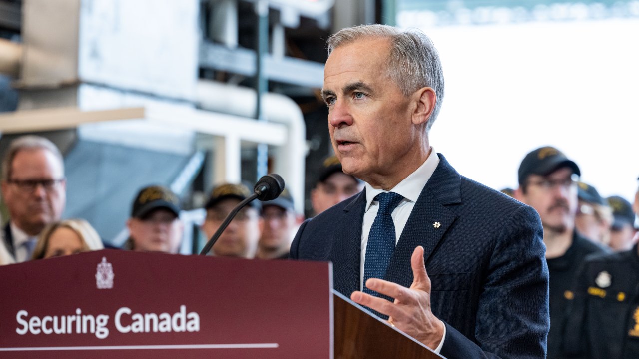 Либералы Марка Карни теперь имеют большинство в Канаде