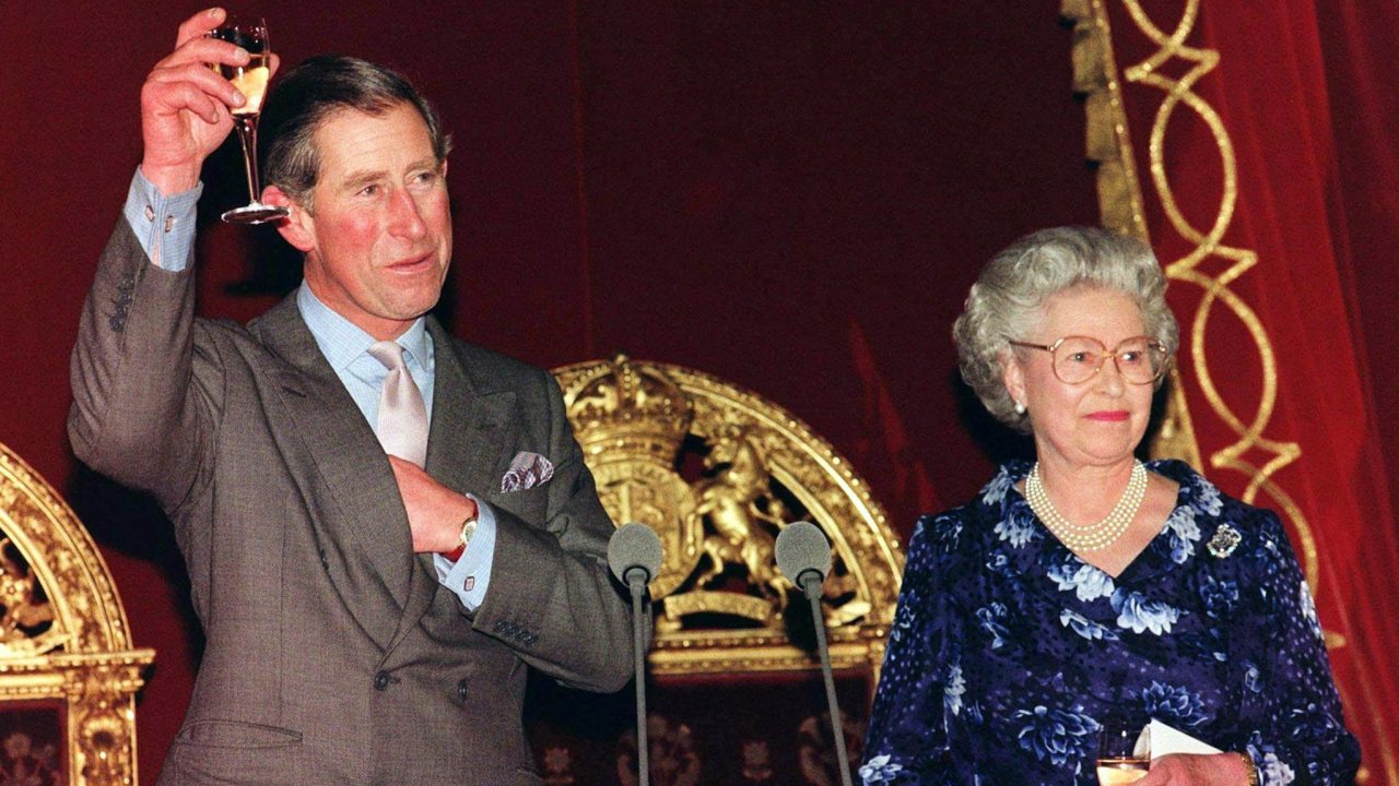 Королеве Елизавете 100 лет – король Чарльз почтил свою мать эмоциональной речью