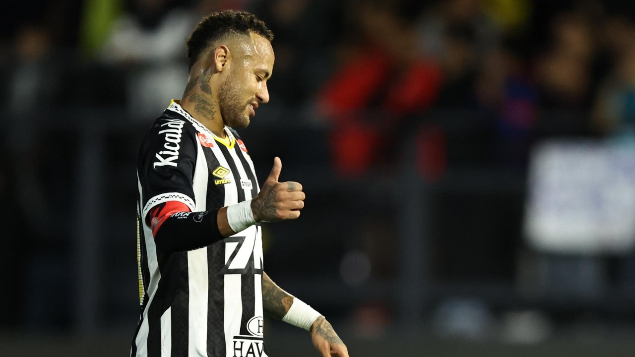 Неймара наказали на 10 игр из-за сексистского замечания в адрес арбитра