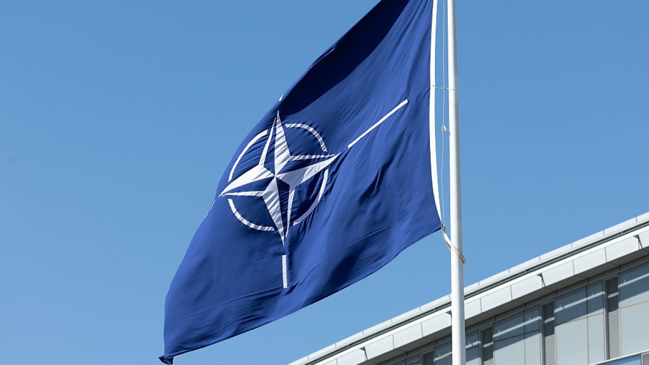 М. Дойчев: У США нет возможности выйти из НАТО, вероятна эскалация в Иране