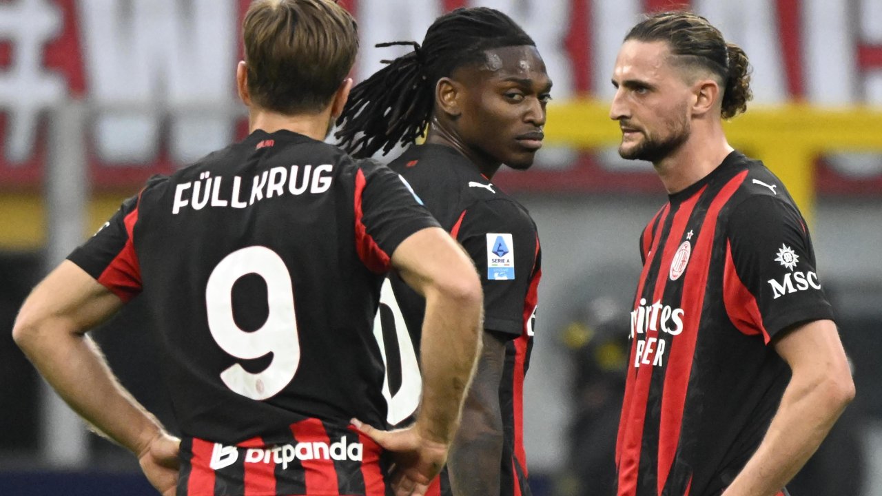 «Милан» ищет нападающего